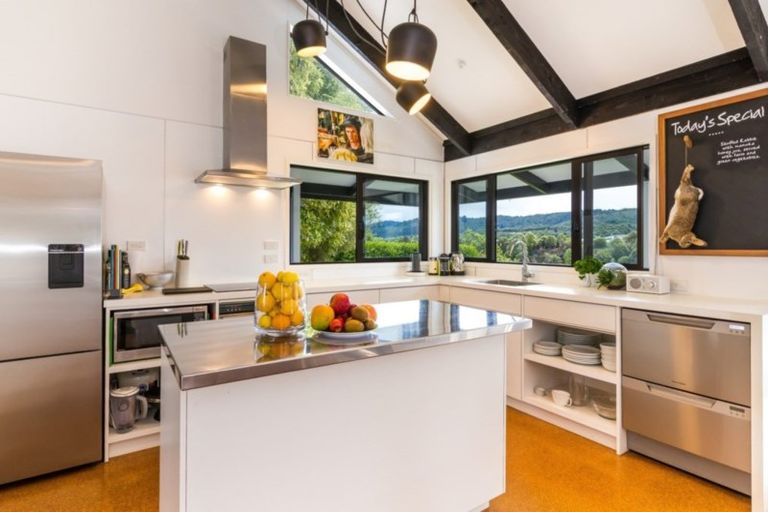 Photo of property in 28 Candu Lane, Kinloch, Taupo, 3377