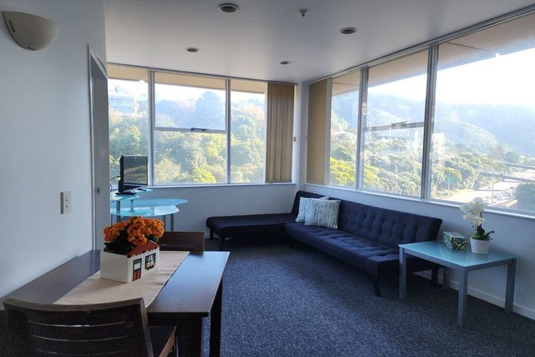 Photo of property in Terrace Tower Apartments, 6e/126 The Terrace, Wellington Central, Wellington, 6011