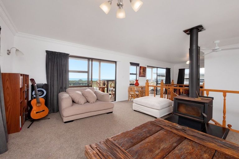 Photo of property in 1000 Papamoa Beach Road, Papamoa Beach, Papamoa, 3118