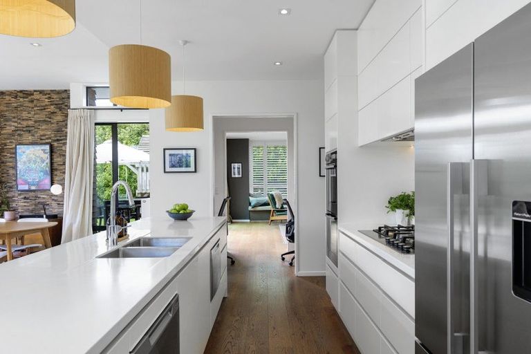 Photo of property in 93 Mays Road, St Albans, Christchurch, 8052