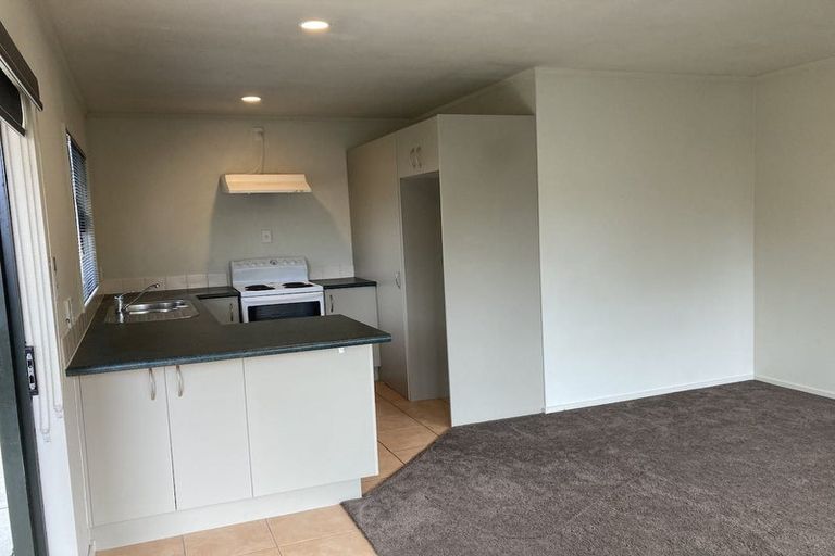 Photo of property in 21 Aberfeldy Avenue, Highland Park, Auckland, 2010