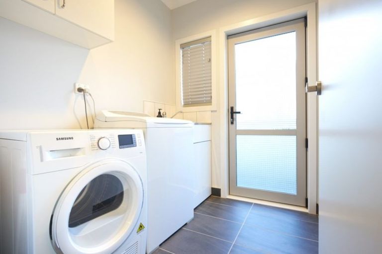 Photo of property in 28a King Street, Taradale, Napier, 4112