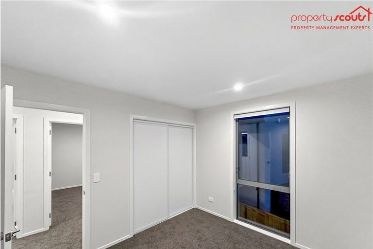 Photo of property in 10/16 Sladden Street, Naenae, Lower Hutt, 5011