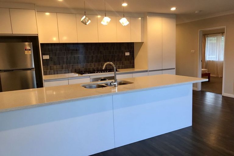 Photo of property in 817a East Coast Road, Northcross, Auckland, 0630