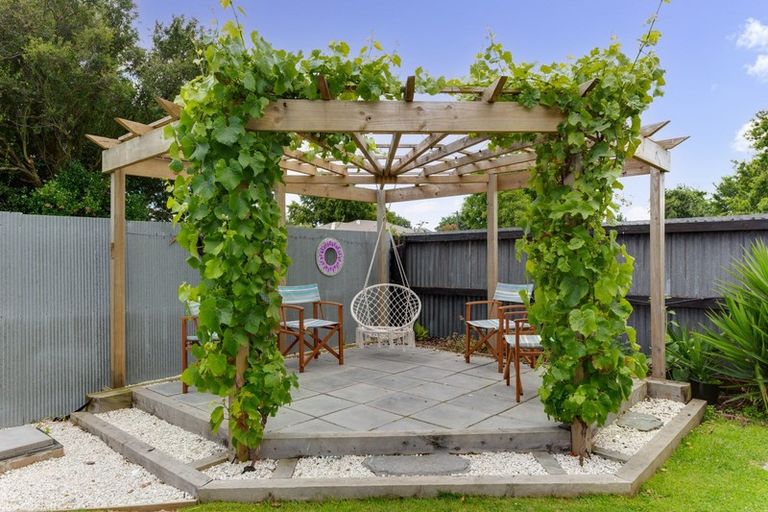 Photo of property in 57 Cumnor Terrace, Woolston, Christchurch, 8023