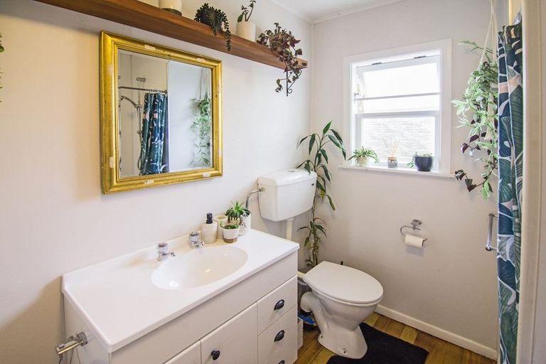 Photo of property in 2 Totara Street, Lansdowne, Masterton, 5810