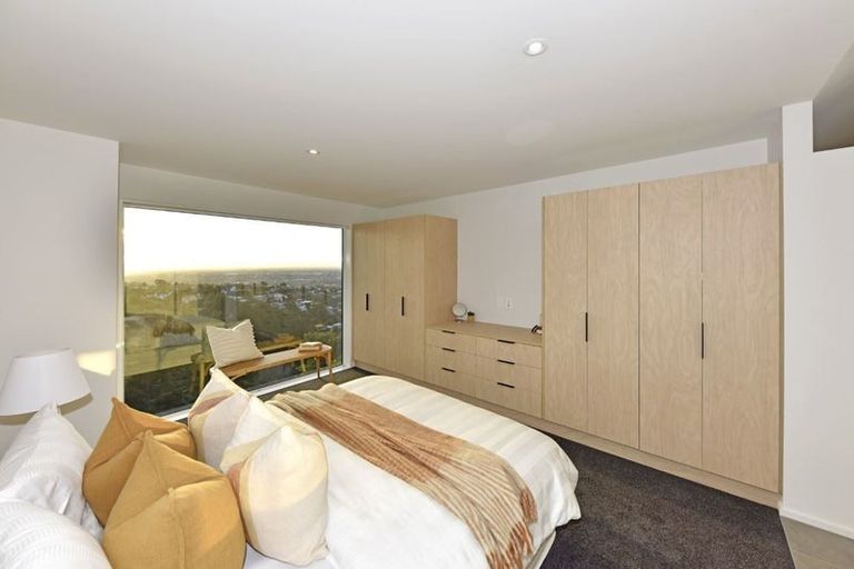 Photo of property in 85 Longhurst Terrace, Cashmere, Christchurch, 8022