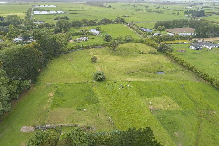Photo of property in 49 Evans Road, South Head, Helensville, 0874