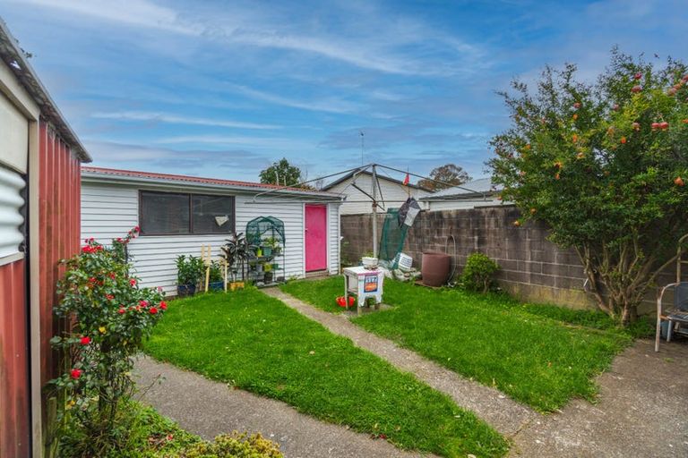 Photo of property in 64 Wedgwood Avenue, Mangere East, Auckland, 2024