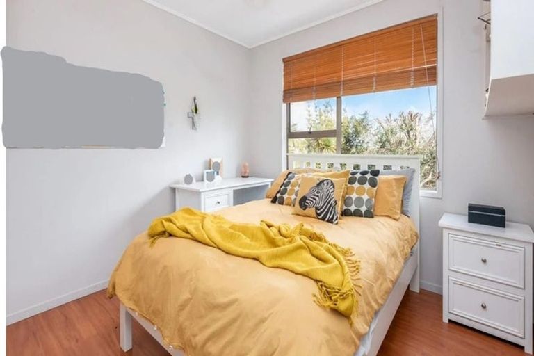 Photo of property in 63 Marendellas Drive, Bucklands Beach, Auckland, 2014