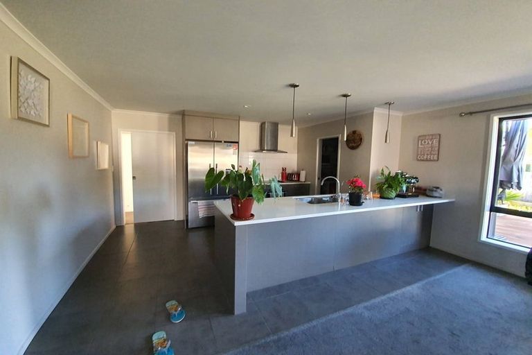 Photo of property in 17 Martindale Lane, Tuakau, 2121