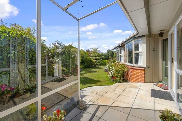 Photo of property in 90 Teesdale Street, Burnside, Christchurch, 8053