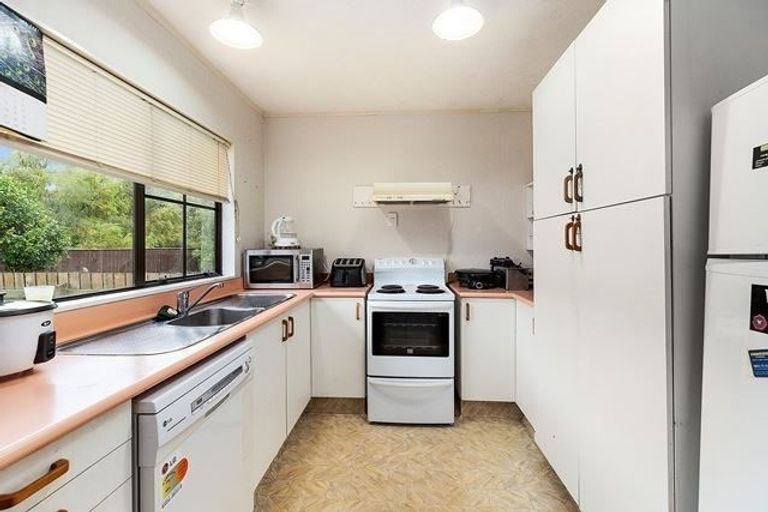 Photo of property in 304a Main Road, Tawa, Wellington, 5028