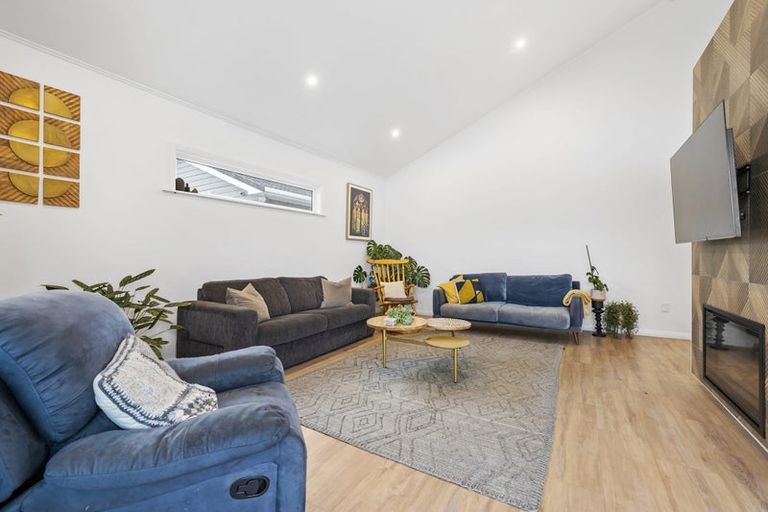 Photo of property in 202 Coutts Street, Rongotai, Wellington, 6022