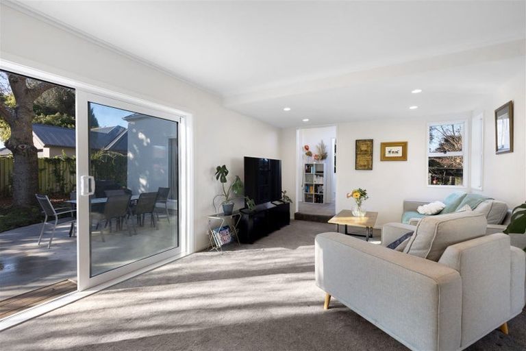 Photo of property in 69b Aorangi Road, Bryndwr, Christchurch, 8053