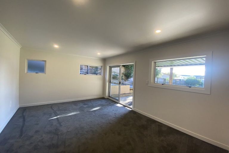 Photo of property in 11 Ranui Street, Waikawa, Picton, 7220