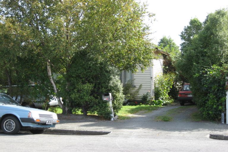 Photo of property in 25 Grafton Street, Waltham, Christchurch, 8011