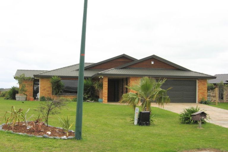Photo of property in 9 Oribi Place, Whitianga, 3510