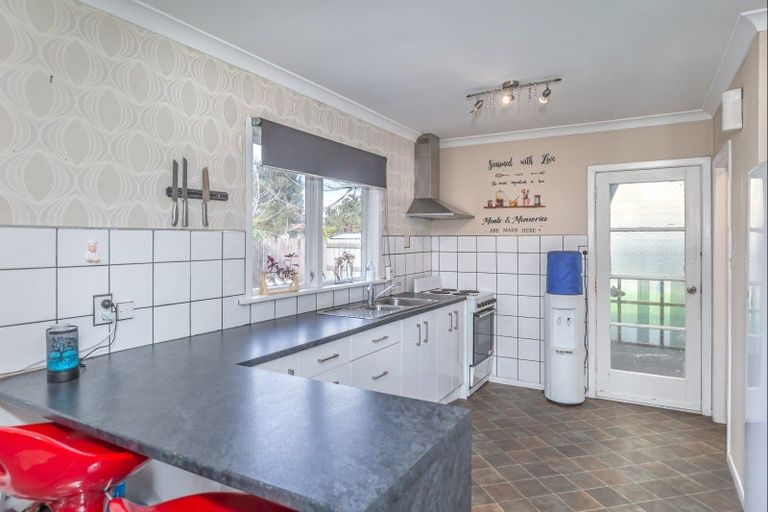 Photo of property in 57 Hokio Beach Road, Levin, 5510