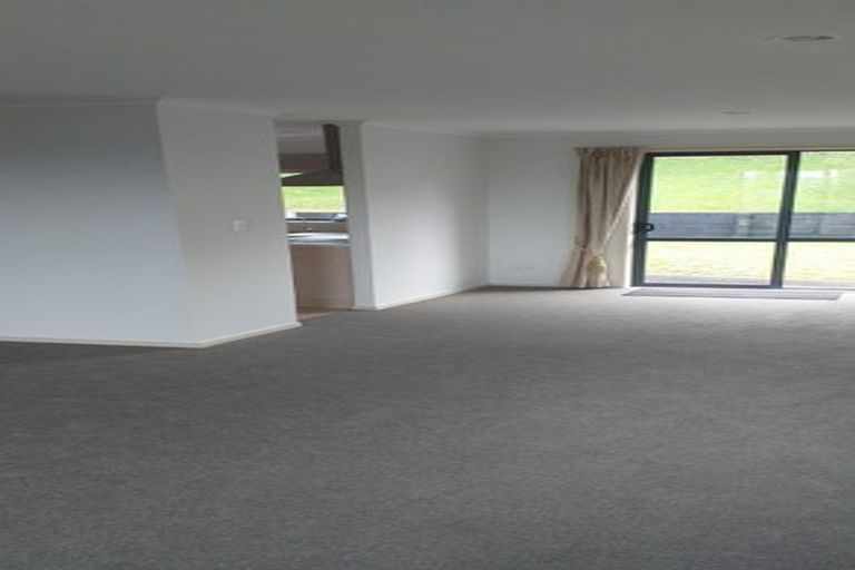 Photo of property in 20 Tauranga Place, Orewa, 0931