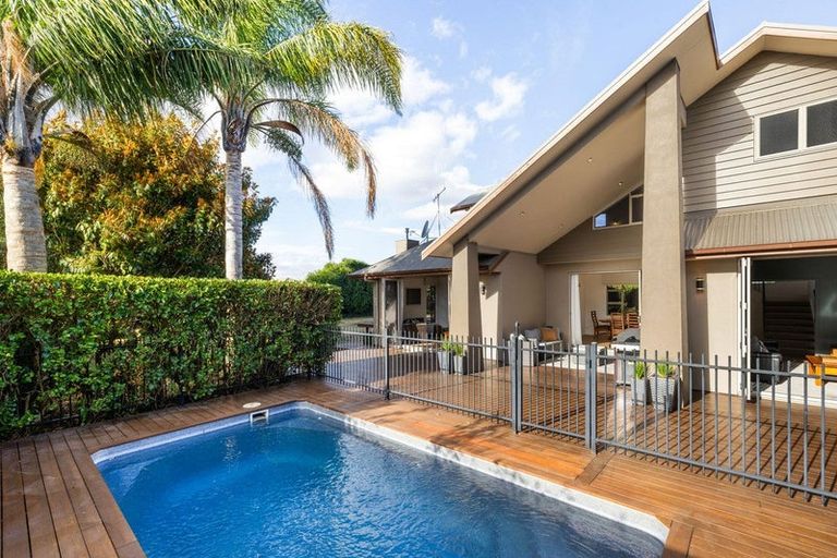 Photo of property in 5 Cooper Crescent, Cambridge, 3434