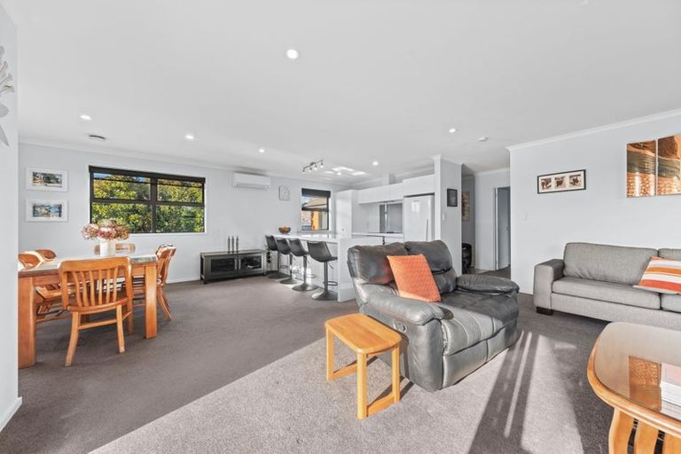 Photo of property in 88a Govett Avenue, Frankleigh Park, New Plymouth, 4310