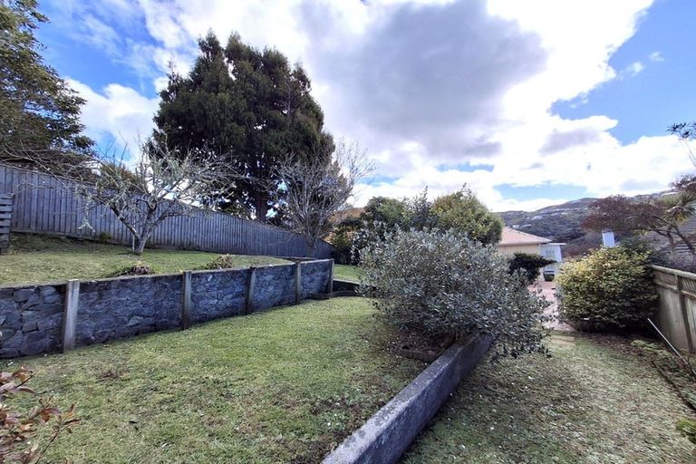 Photo of property in 7 Collier Avenue, Karori, Wellington, 6012
