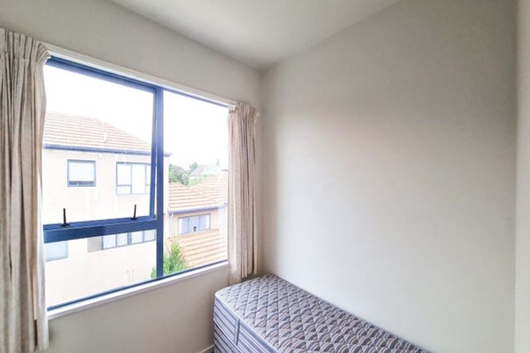 Photo of property in 3/270 Armagh Street, Christchurch Central, Christchurch, 8011