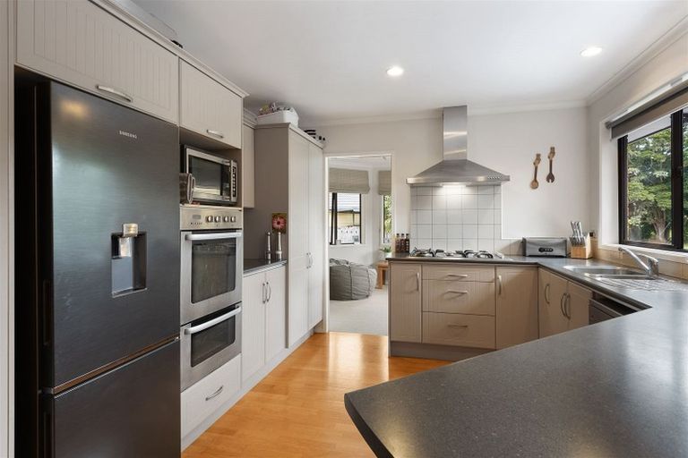 Photo of property in 14 Daviot Place, Te Kamo, Whangarei, 0112