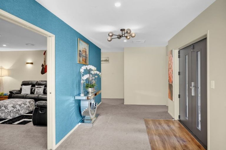 Photo of property in 12 Kotare Drive, Waiwhakaiho, New Plymouth, 4312