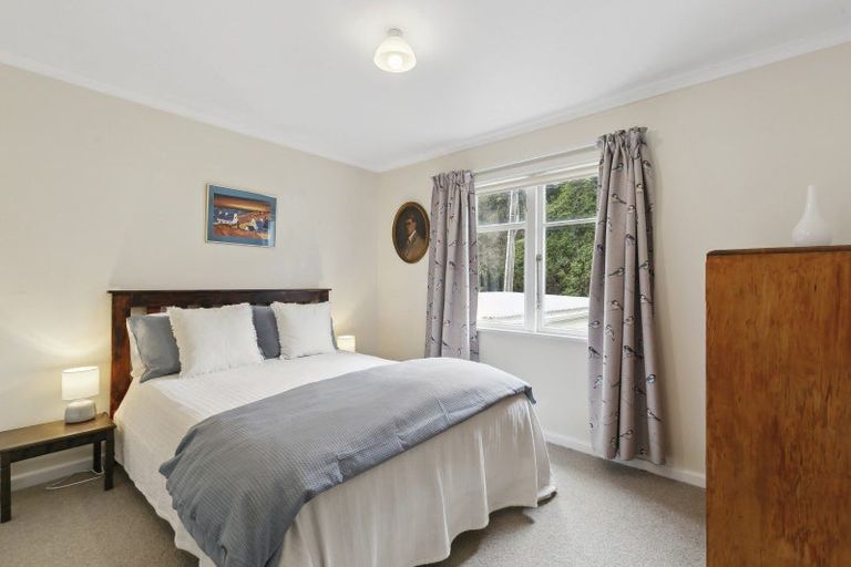 Photo of property in 64 Khandallah Road, Ngaio, Wellington, 6035