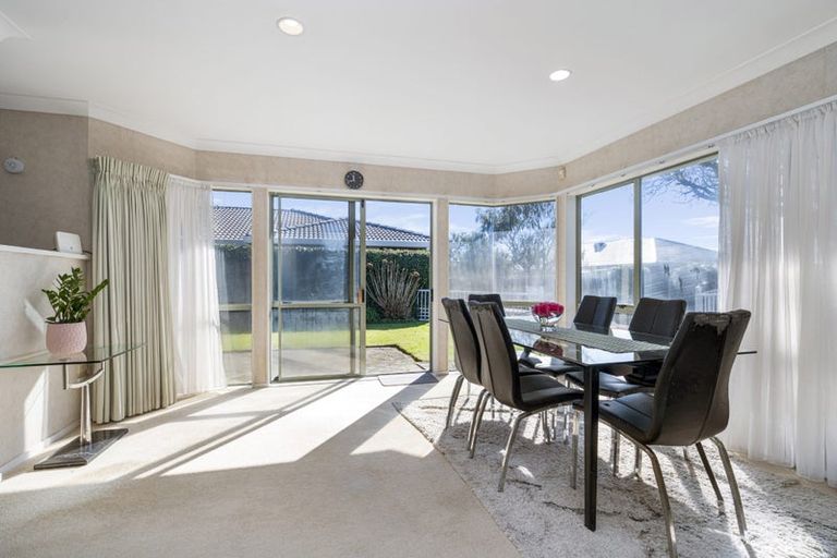 Photo of property in 10 Laburnum Glen, Mount Maunganui, 3116