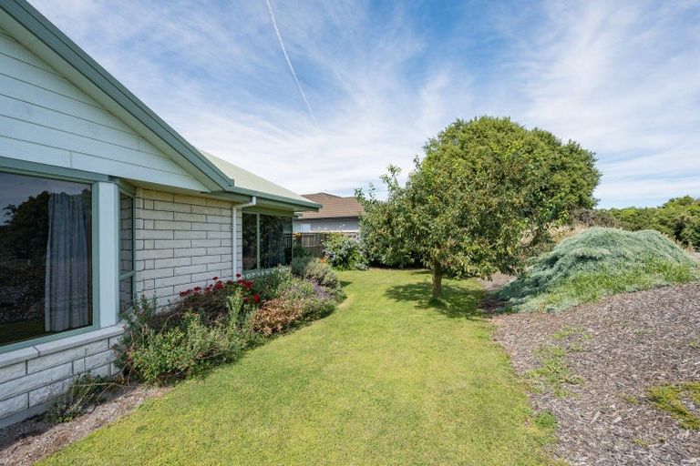 Photo of property in 74 Aldinga Avenue, Stoke, Nelson, 7011