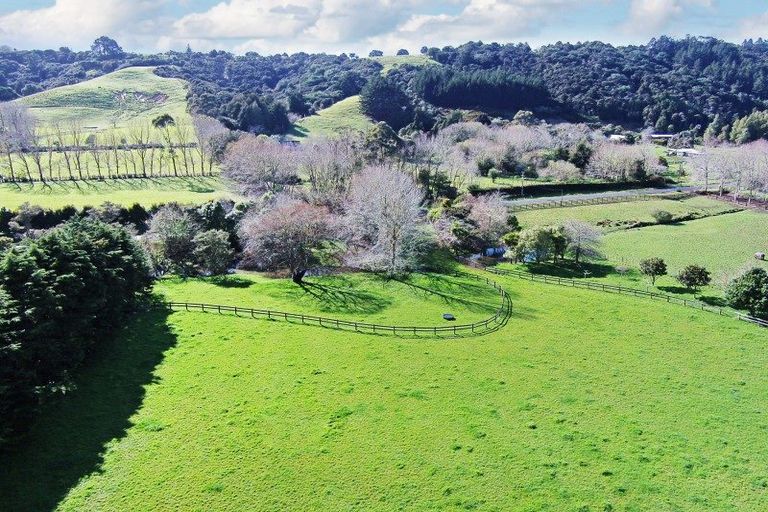 Photo of property in 310 Mcnicol Road, Clevedon, Papakura, 2585