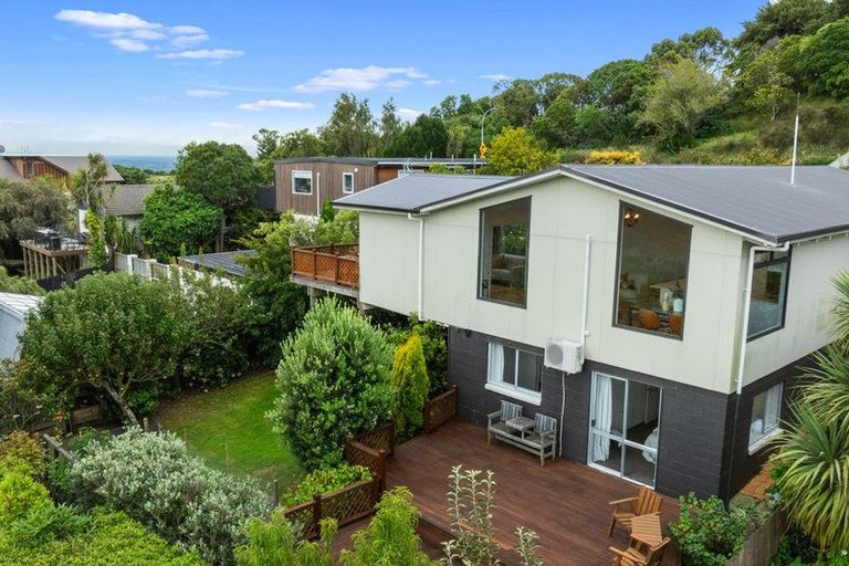 Photo of property in 214 Dyers Pass Road, Cashmere, Christchurch, 8022