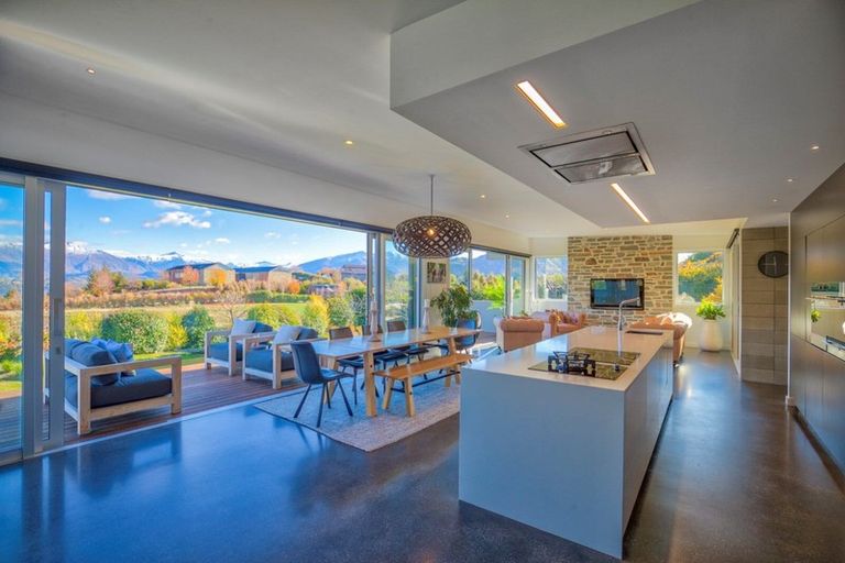 Photo of property in 27 Ridgecrest, Wanaka, 9305