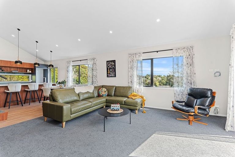 Photo of property in 120 Mangorei Road, Merrilands, New Plymouth, 4312