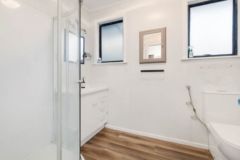 Photo of property in 24 Resolute Way, Papakura, 2110