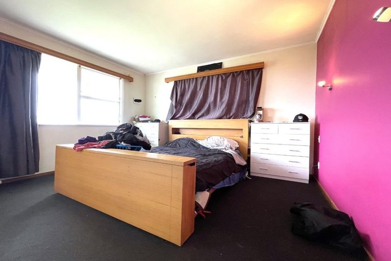 Photo of property in 12 Lewis Road, Pakuranga, Auckland, 2010