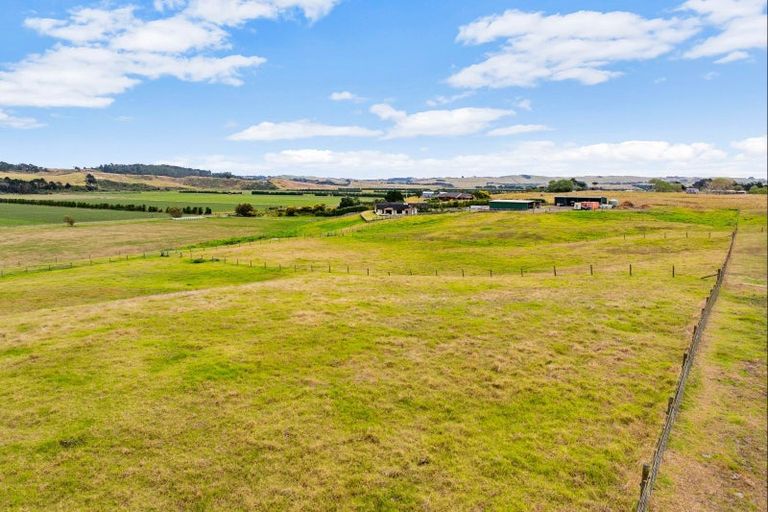 Photo of property in 70 Baylys Coast Road, Dargaville, 0377