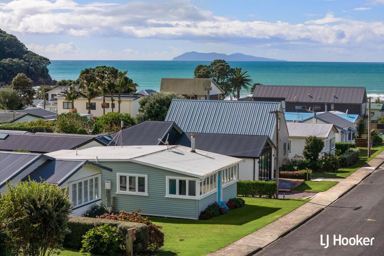 Photo of property in 6 Pacific Road, Waihi Beach, 3611