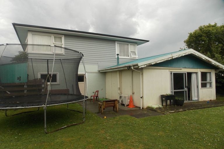 Photo of property in 34 Kelvin Grove Road, Kelvin Grove, Palmerston North, 4414