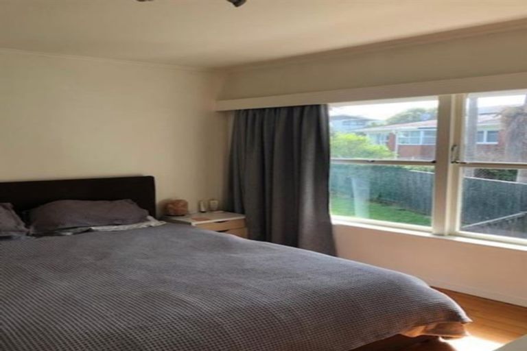 Photo of property in 1/23 Evelyn Place, Hillcrest, Auckland, 0627