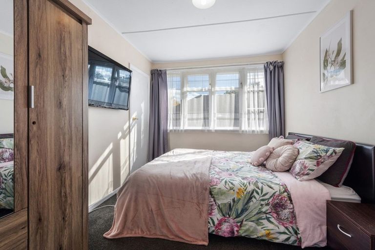 Photo of property in 1/9 Mchardie Street, Trentham, Upper Hutt, 5018