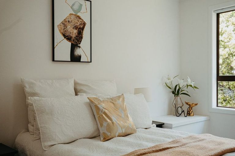 Photo of property in 6b Beldon Place, Pakuranga Heights, Auckland, 2010