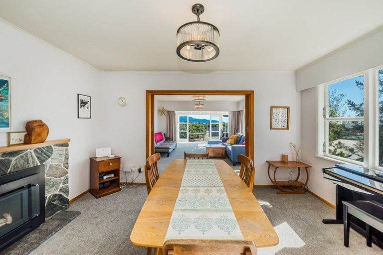 Photo of property in 23 Percival Road, Paraparaumu Beach, Paraparaumu, 5032