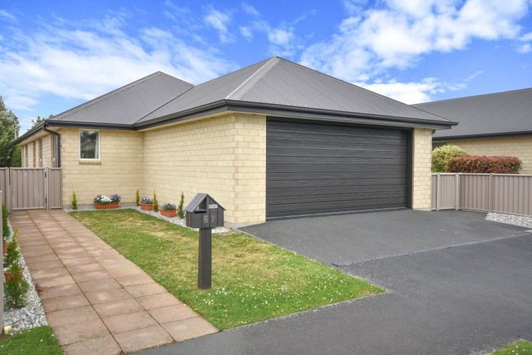 Photo of property in 61b Argyle Street, Mosgiel, 9024