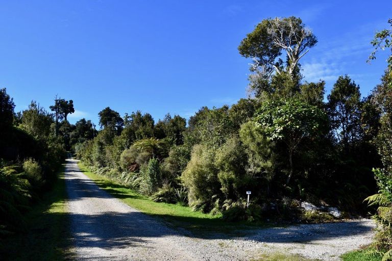 Photo of property in 64 Eco Place, Little Wanganui, Karamea, 7893