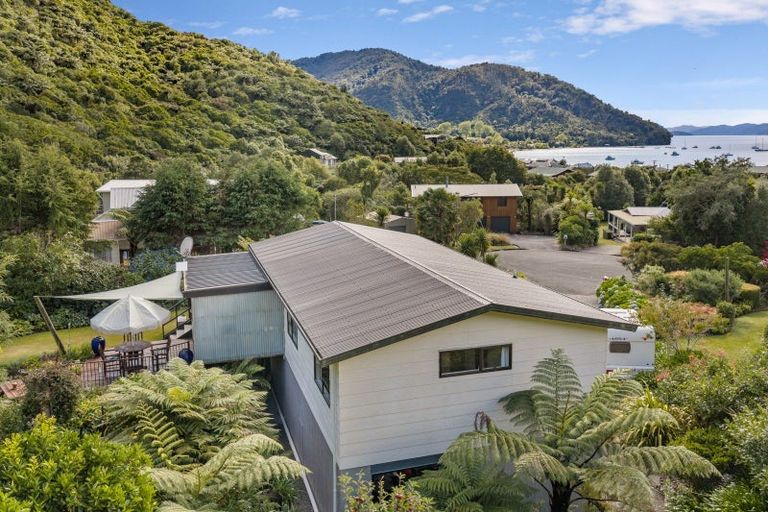 Photo of property in 5 Okiwa Place, Anakiwa, Picton, 7281