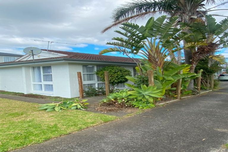 Photo of property in 1/201 Bucklands Beach Road, Bucklands Beach, Auckland, 2012